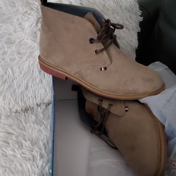 Tommy Hilfiger Shoes - Tommy Hilfiger chukka boot